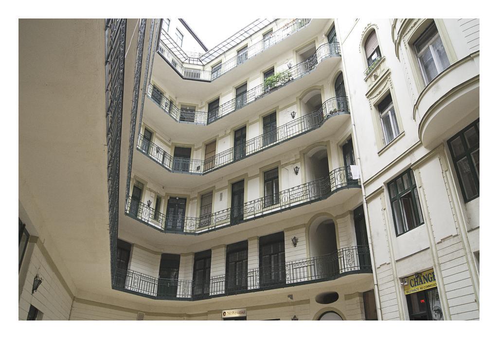 Lem Family Apartment Boedapest Kamer foto